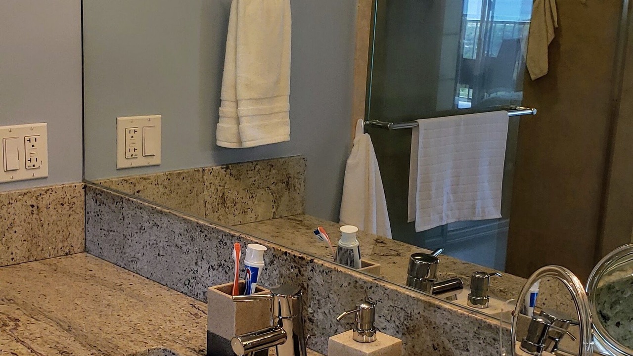 Photo of Bathroom in Makaha