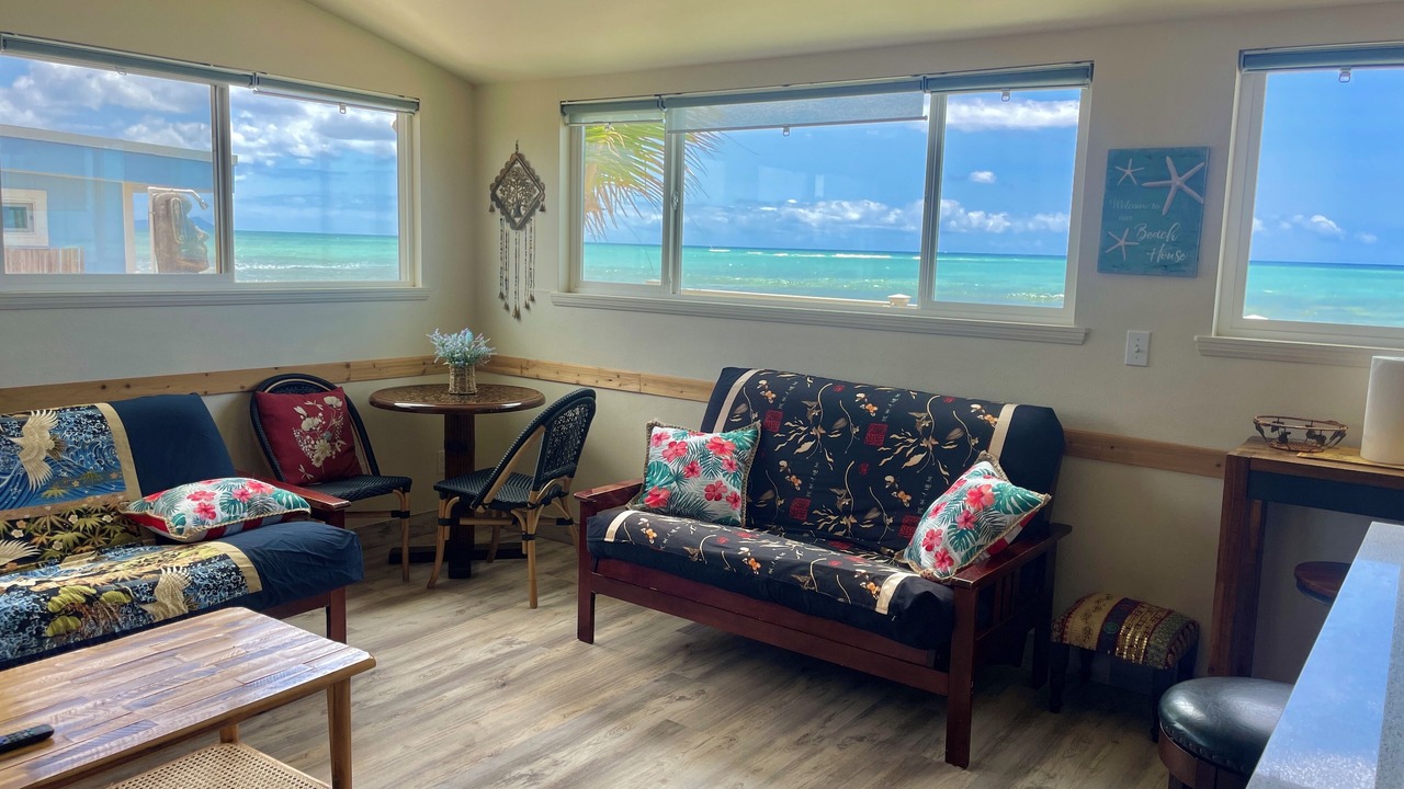 Photo of Livingroom in Ewa