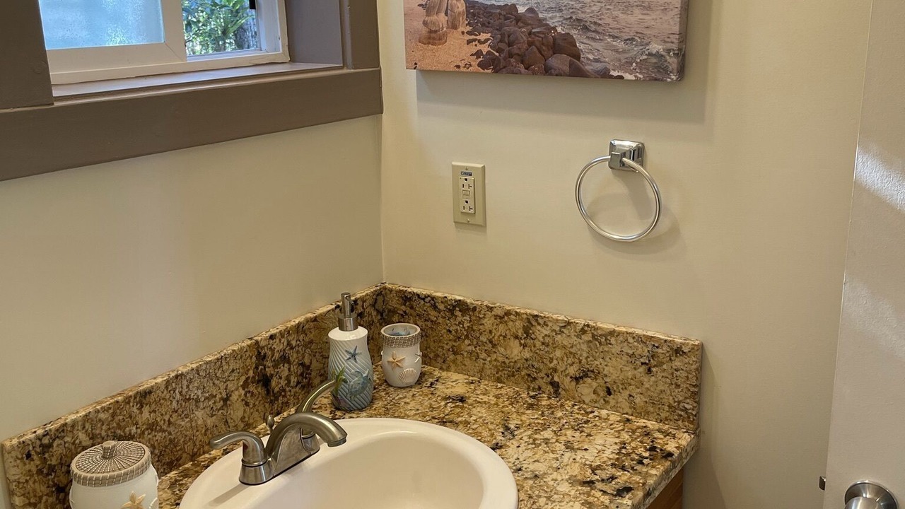 Photo of Bathroom in Keaau