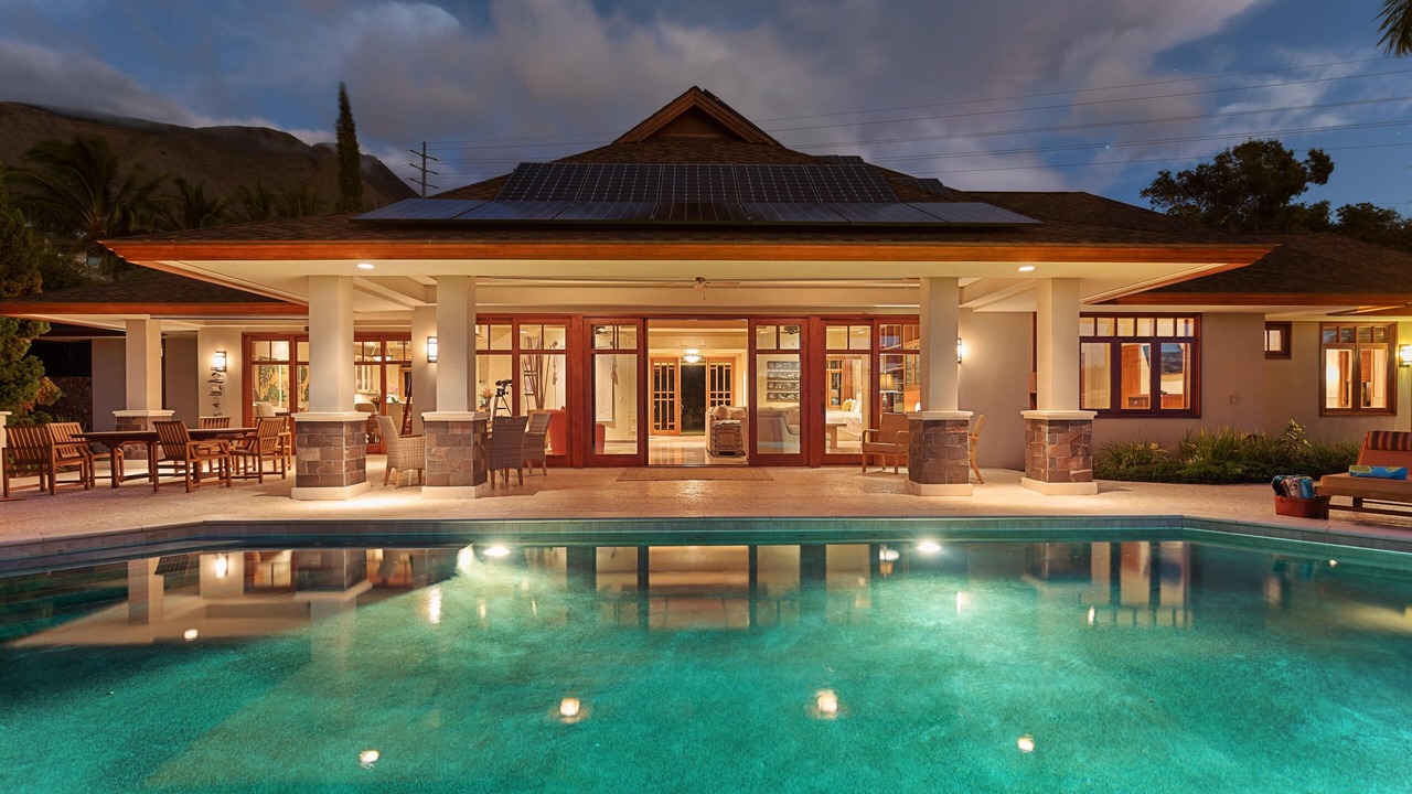 Photo of Outdoor in Historic Lahaina Front Street