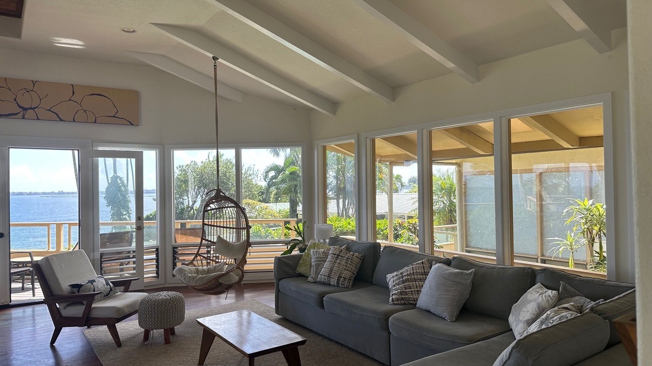 Photo of Livingroom in Kapoho