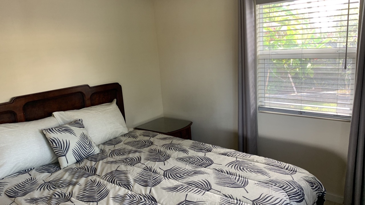 Photo of Bedroom in Historic Lahaina Front Street
