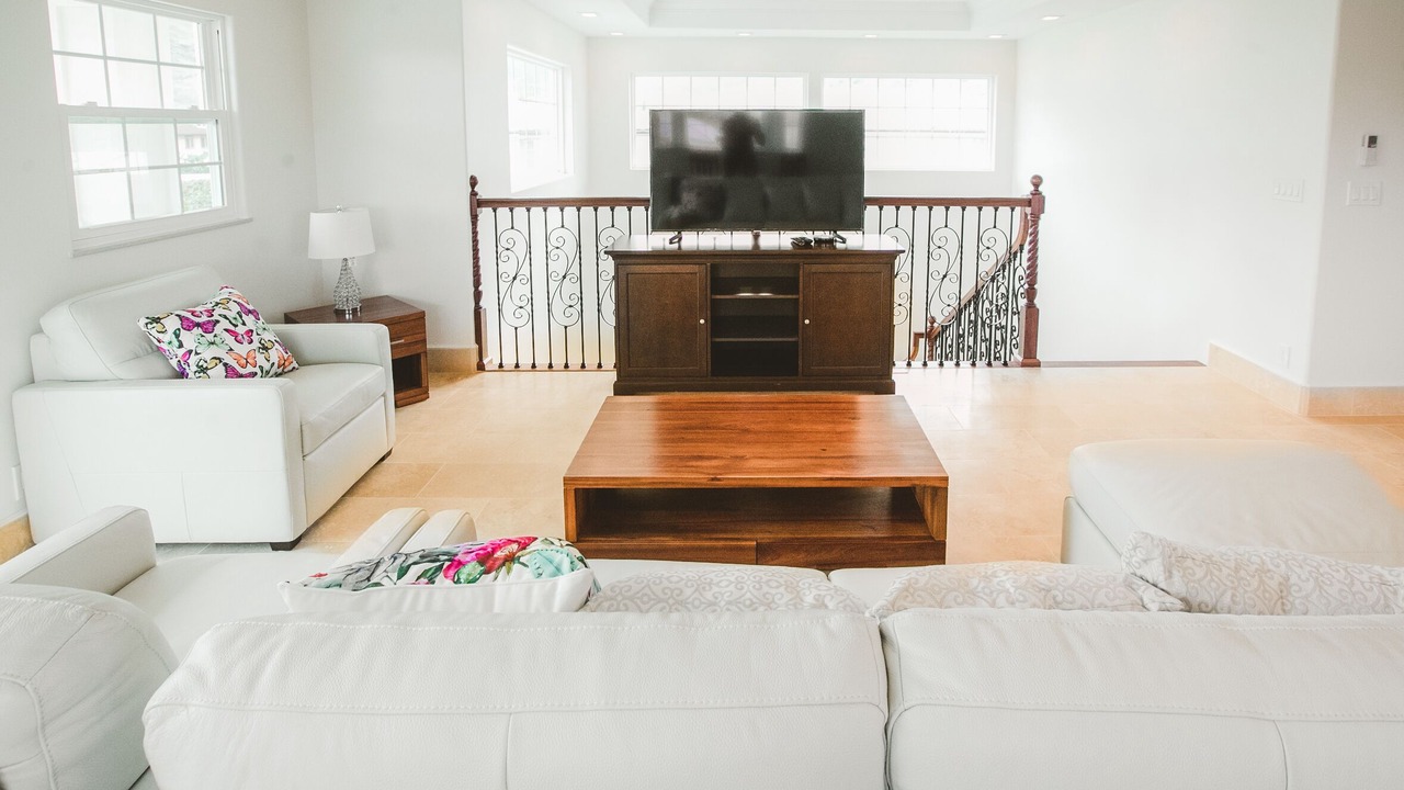 Photo of Livingroom in Portlock