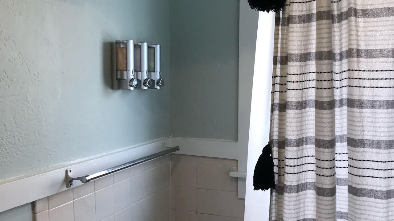 Photo of Bathroom in Alpine