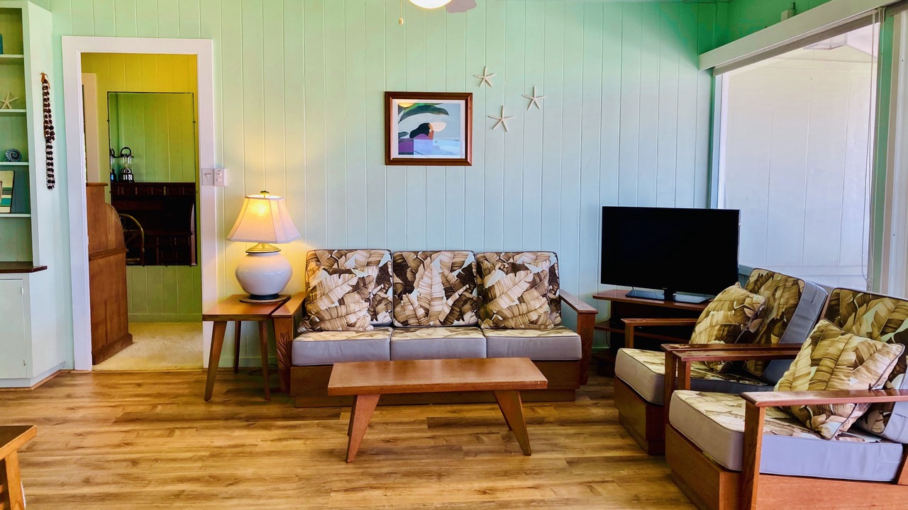 Photo of Livingroom in Maunalani Heights