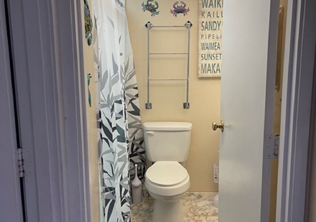 Photo of Bathroom in Makaha
