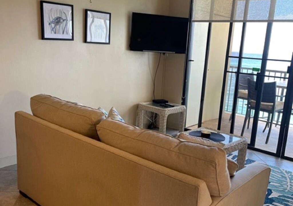 Photo of Livingroom in Makaha