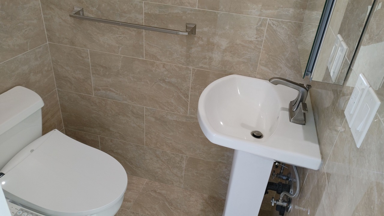 Photo of Bathroom in Pearl City