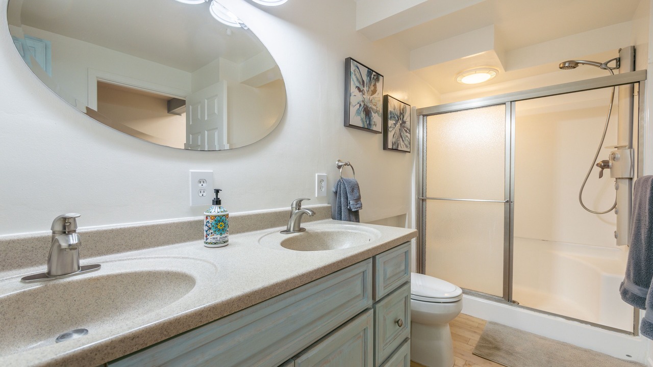 Photo of Bathroom in Ewa