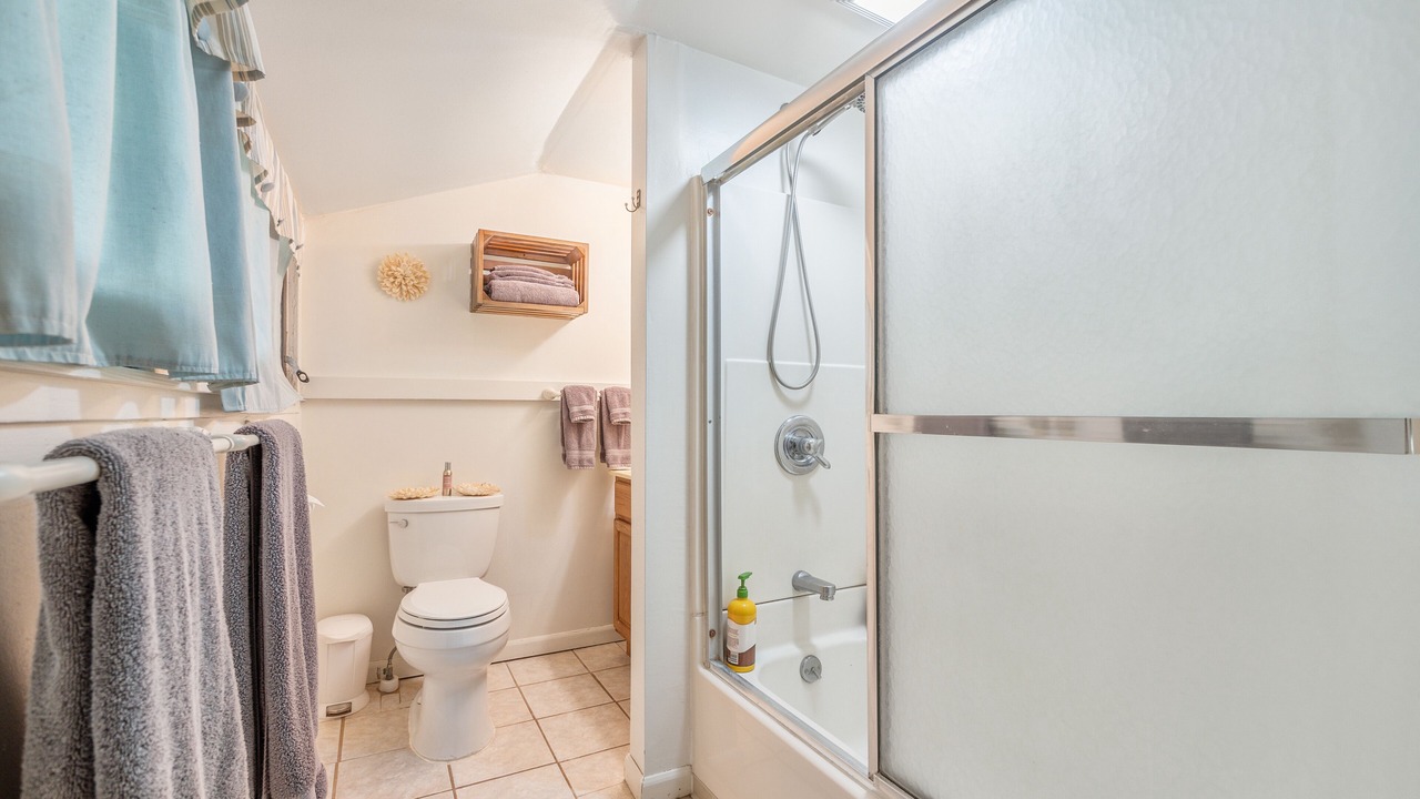 Photo of Bathroom in Ewa