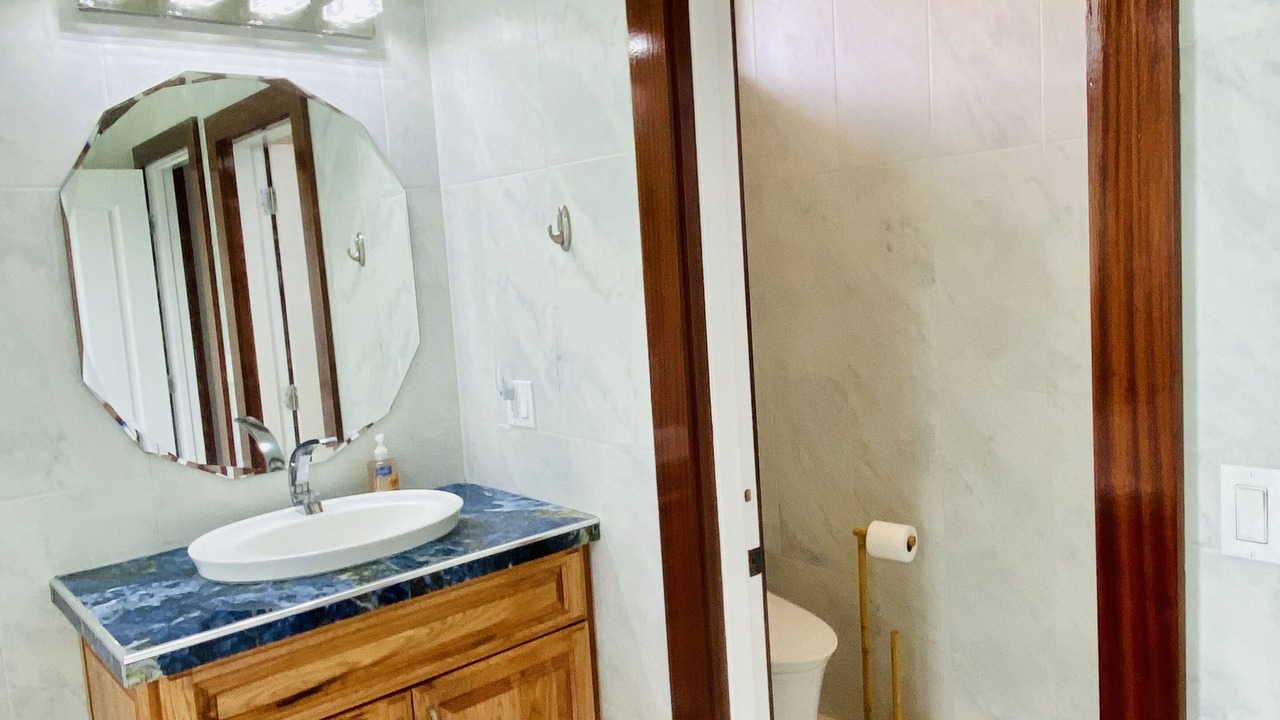 Photo of Bathroom in Kapoho