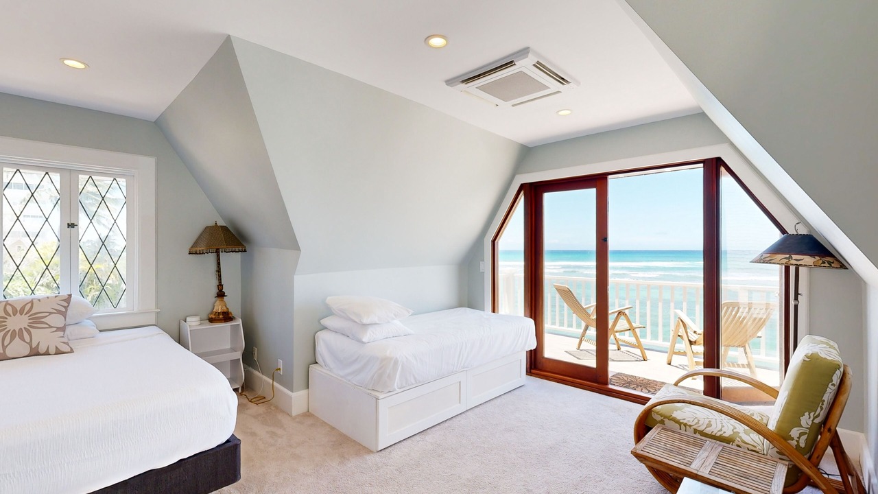 Photo of Bedroom in Diamond Head - Kapahulu - St. Louis