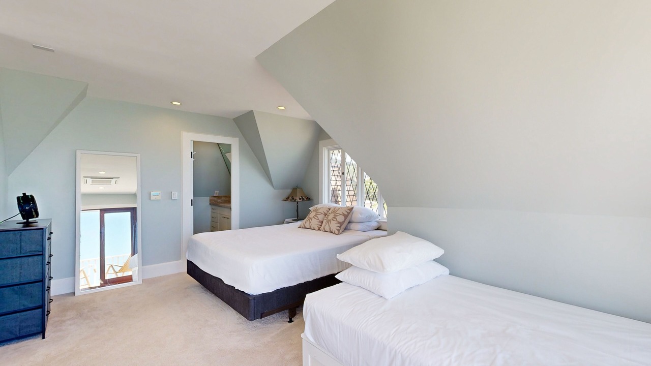 Photo of Bedroom in Diamond Head - Kapahulu - St. Louis