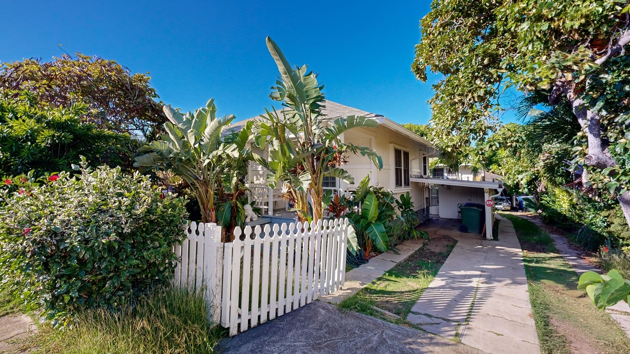 Photo of Outdoor in Diamond Head - Kapahulu - St. Louis