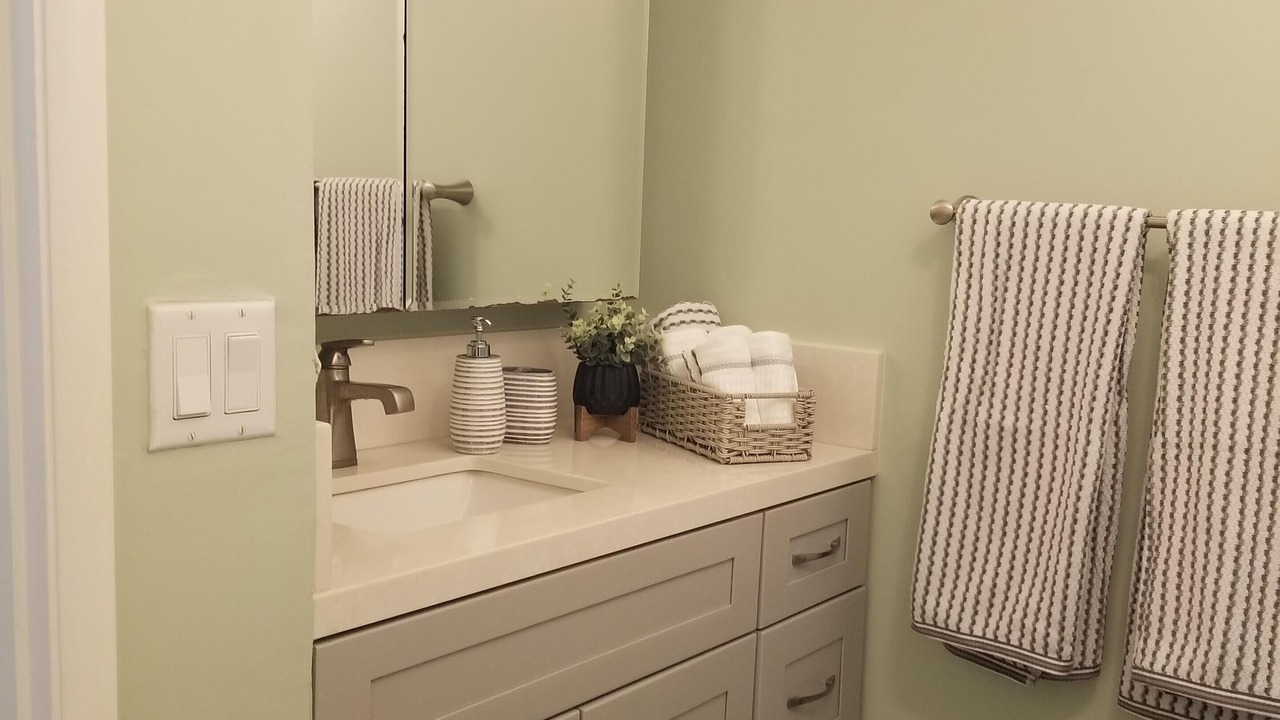 Photo of Bathroom in Makaha