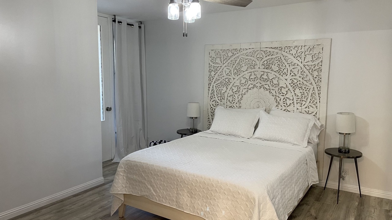 Photo of Bedroom in Diamond Head - Kapahulu - St. Louis