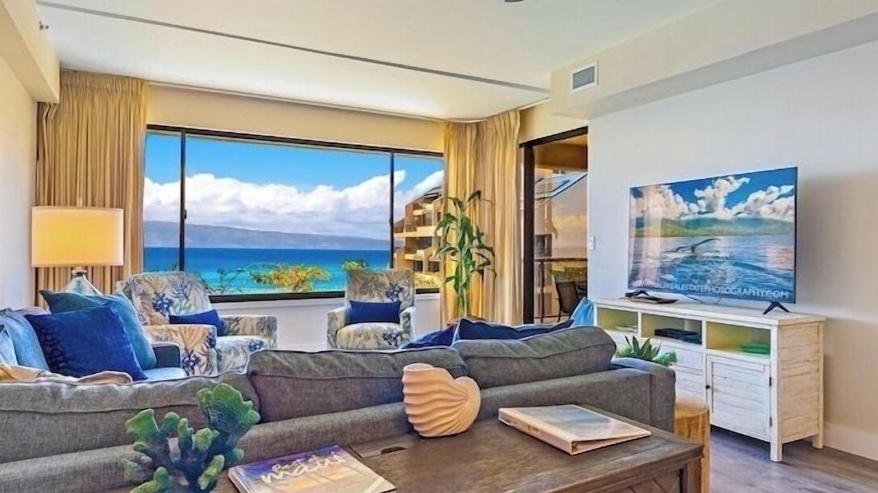Photo of Livingroom in Kahana