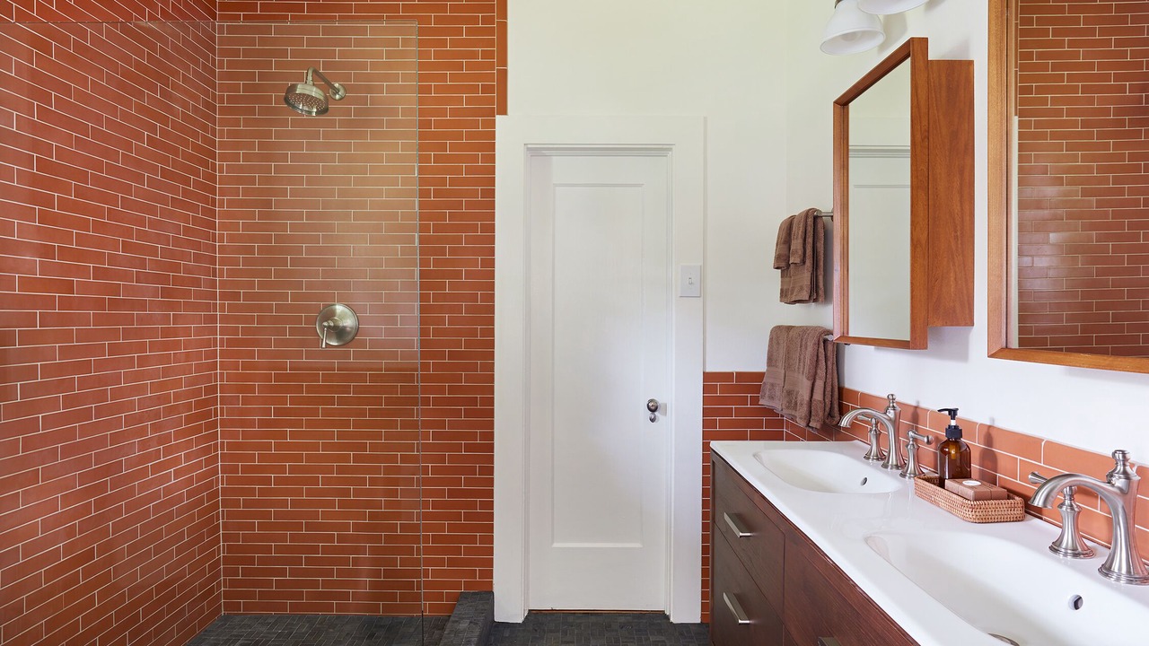 Photo of Bathroom in Kaunakakai