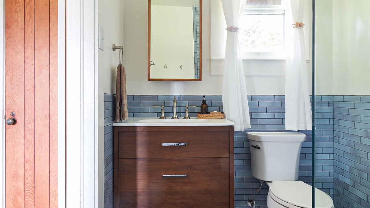 Photo of Bathroom in Kaunakakai