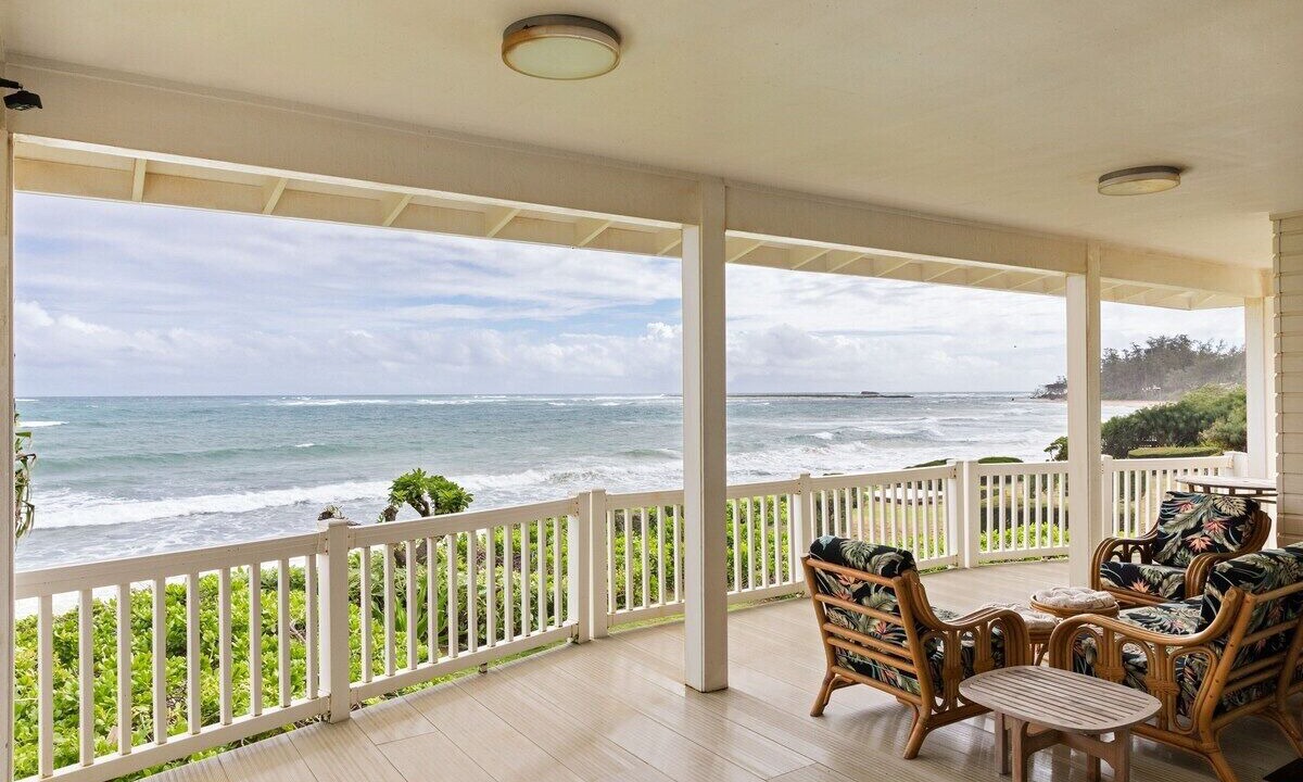Photo of Others in Laie
