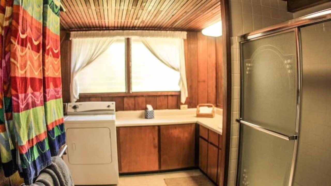 Photo of Bathroom in Volcano