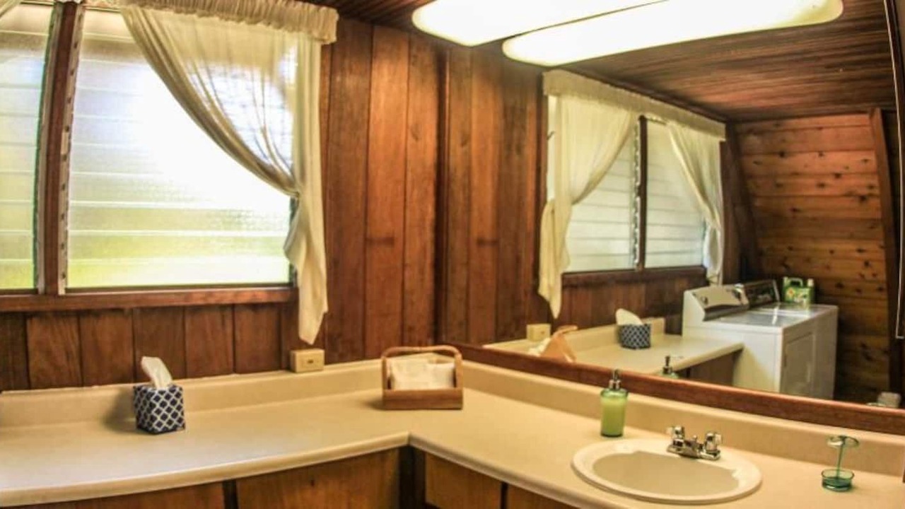 Photo of Bathroom in Volcano