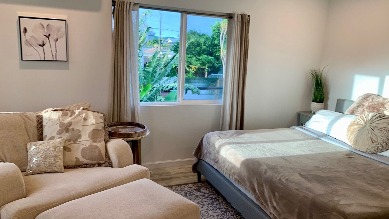 Photo of Bedroom in Coconut Grove