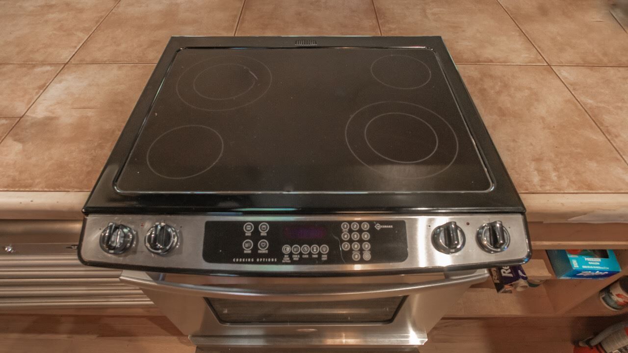 Photo of Kitchen in Maunaloa
