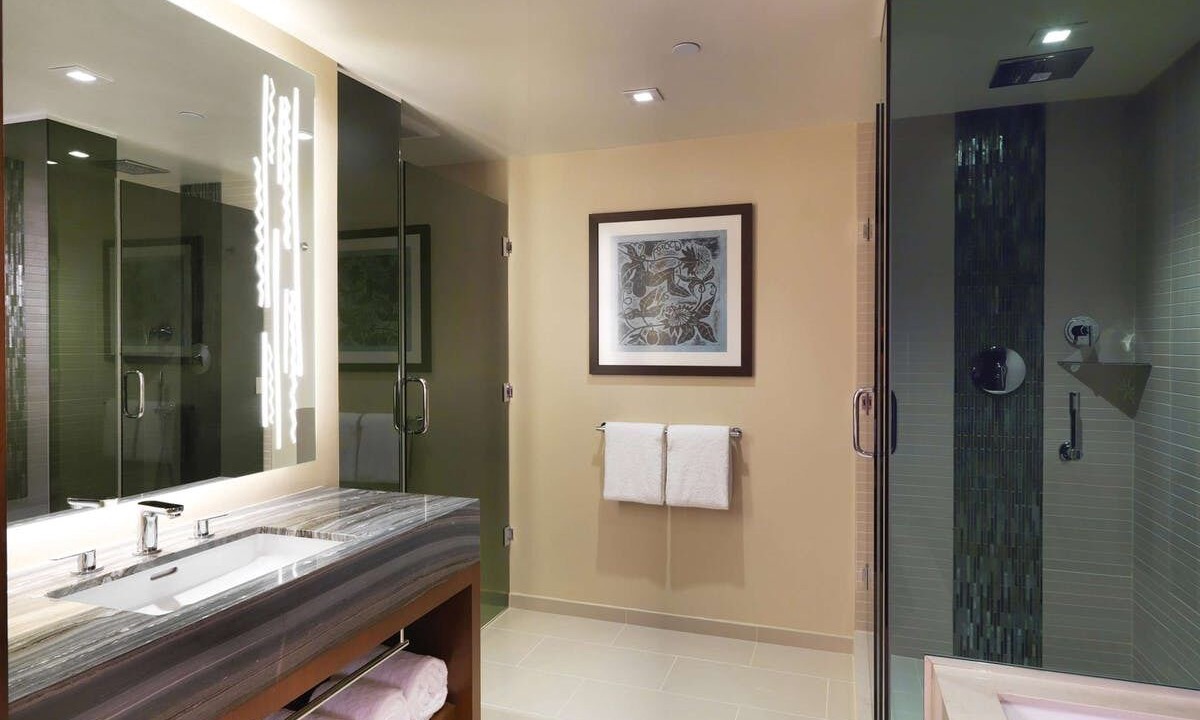 Photo of Bathroom in Waikiki