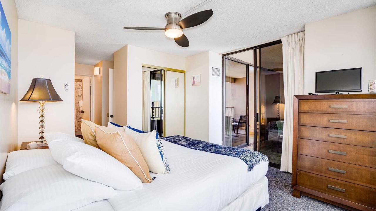 Photo of Bedroom in Waikiki