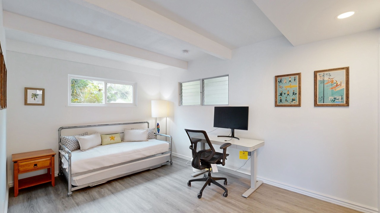 Photo of Bedroom in Hawaii Kai