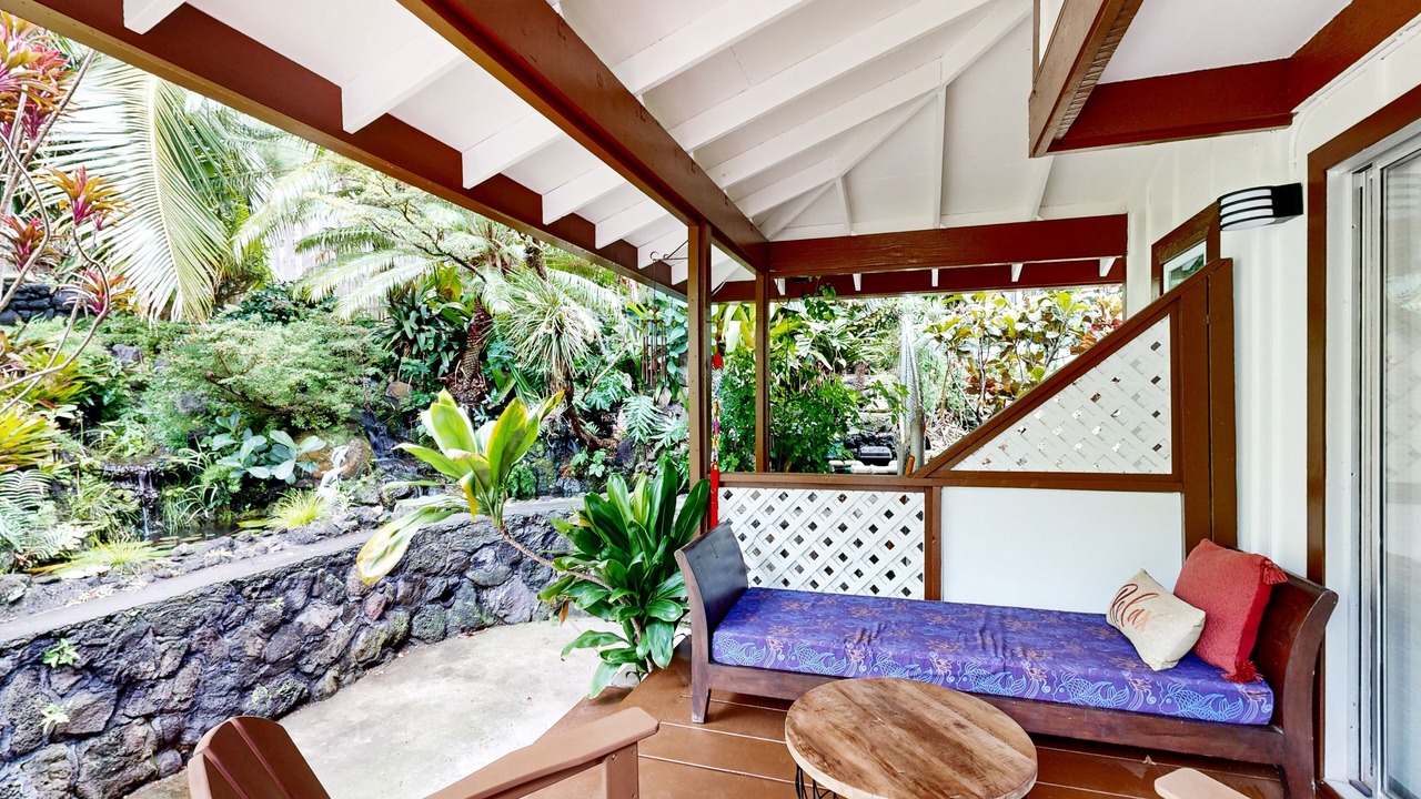 Photo of Patio Balcony in Hawaii Kai