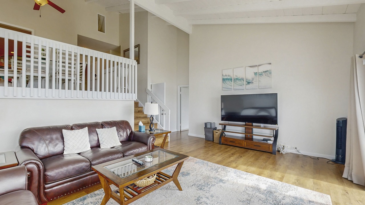 Photo of Livingroom in Hawaii Kai