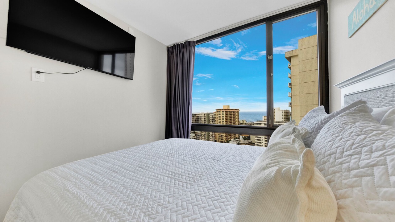 Photo of Bedroom in Waikiki