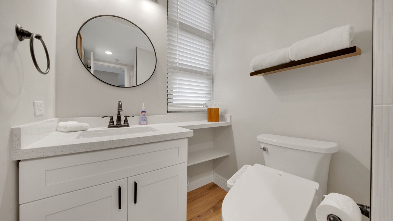 Photo of Bathroom in Waikiki