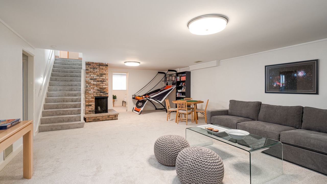 Photo of Bedroom in Linden Hills
