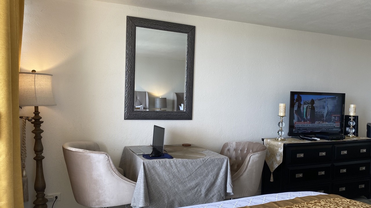 Photo of Bedroom in Diamond Head - Kapahulu - St. Louis
