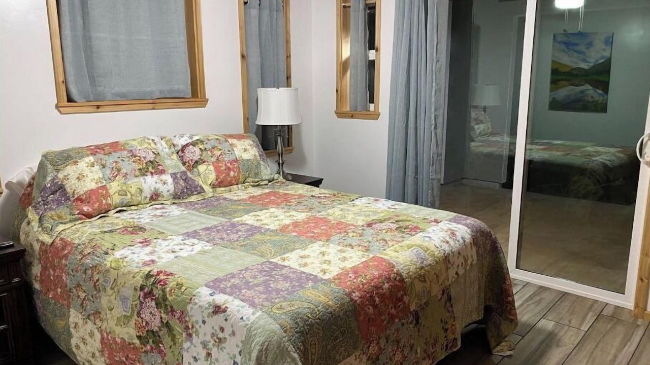Photo of Bedroom in Honokaa