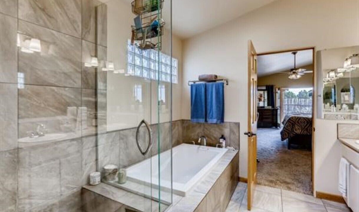 Photo of Bathroom in Eldorado at Santa Fe