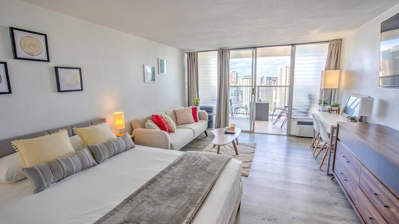 Photo of Bedroom in Waikiki