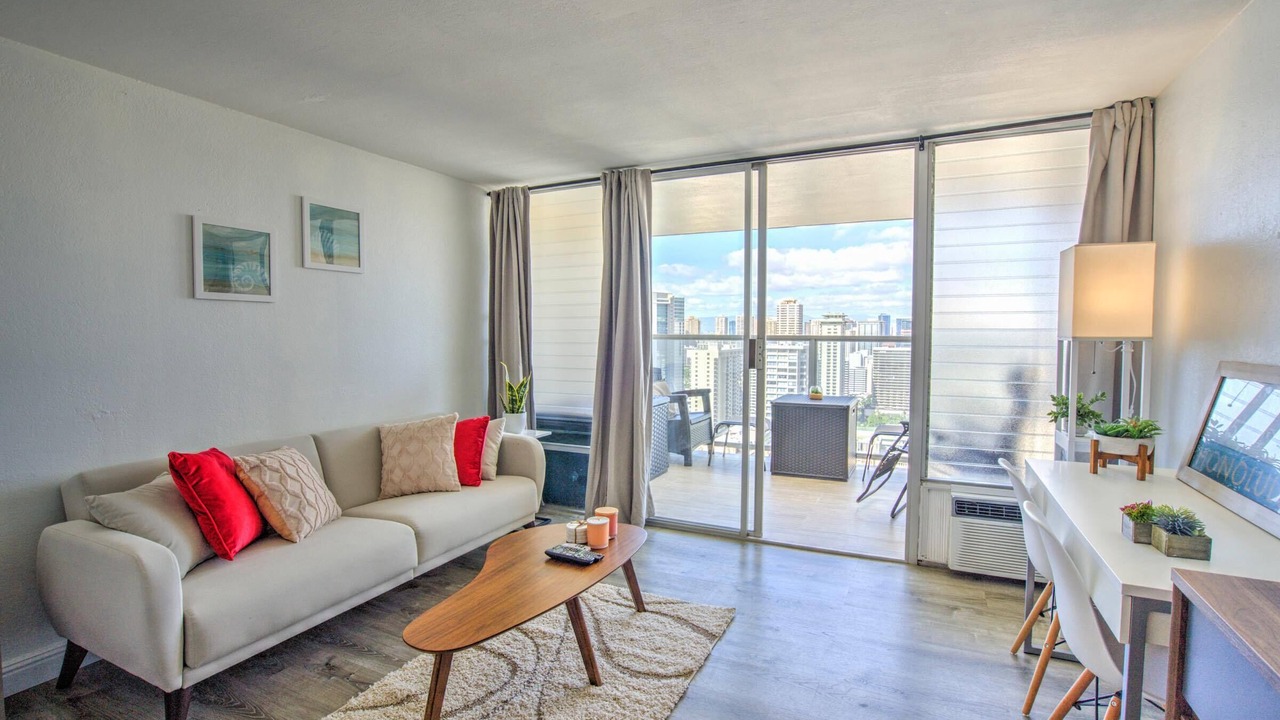 Photo of Livingroom in Waikiki