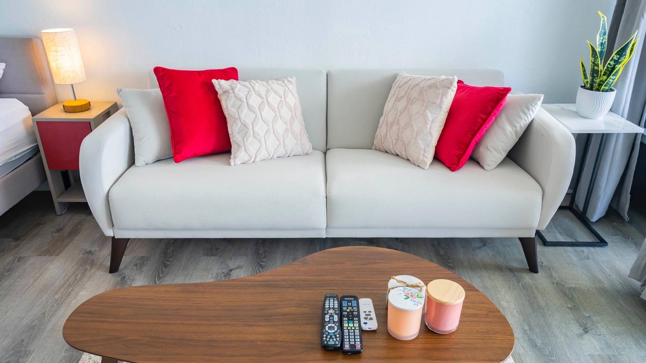 Photo of Livingroom in Waikiki