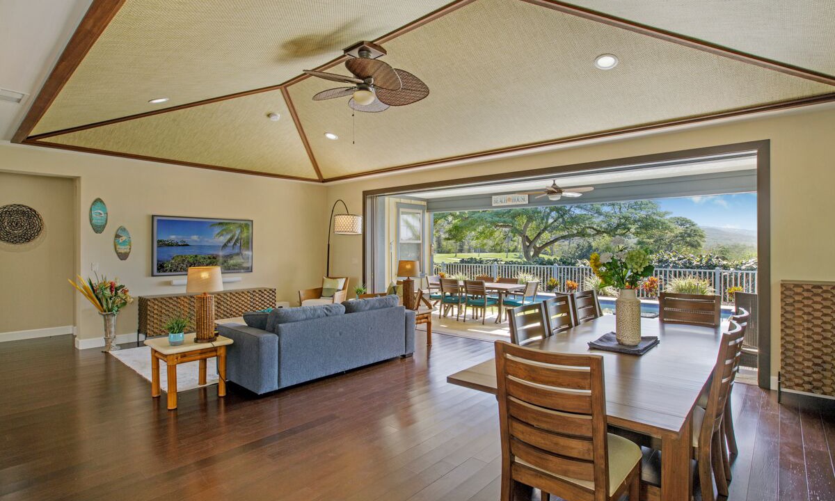 Photo of Livingroom in Keauhou