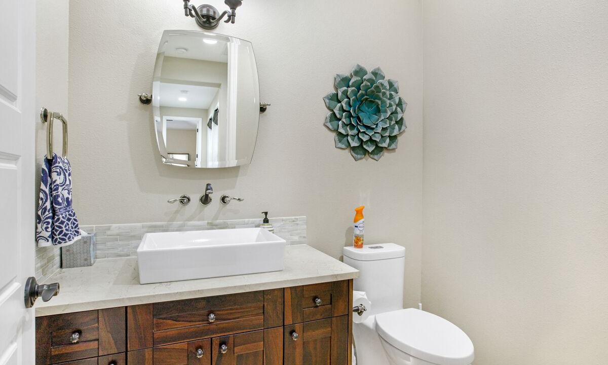 Photo of Bathroom in Keauhou