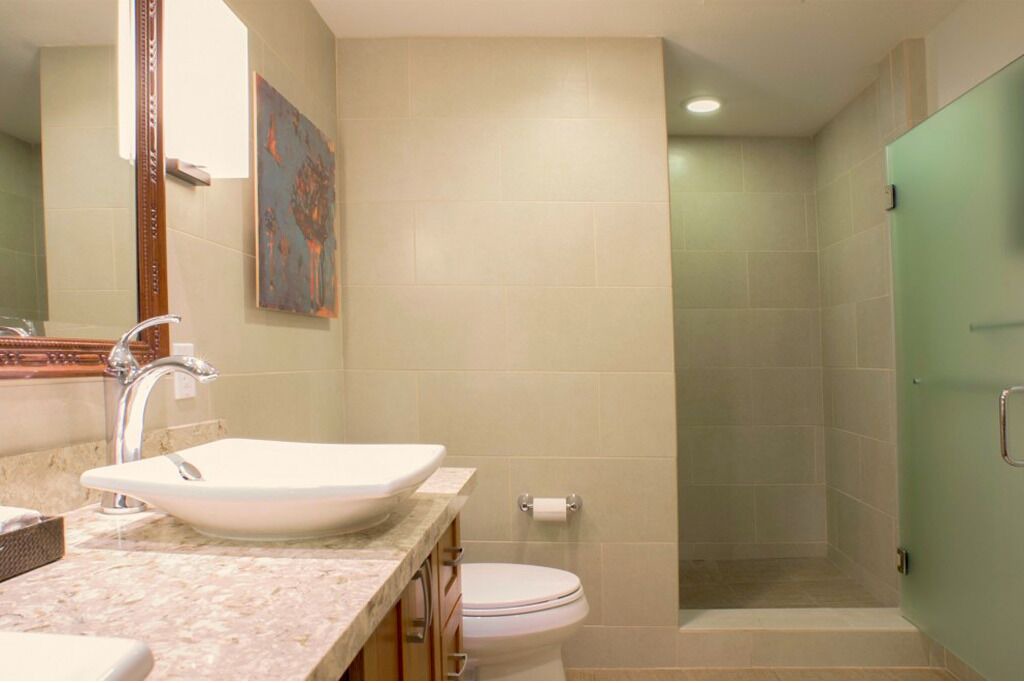 Photo of Bathroom in Kaanapali
