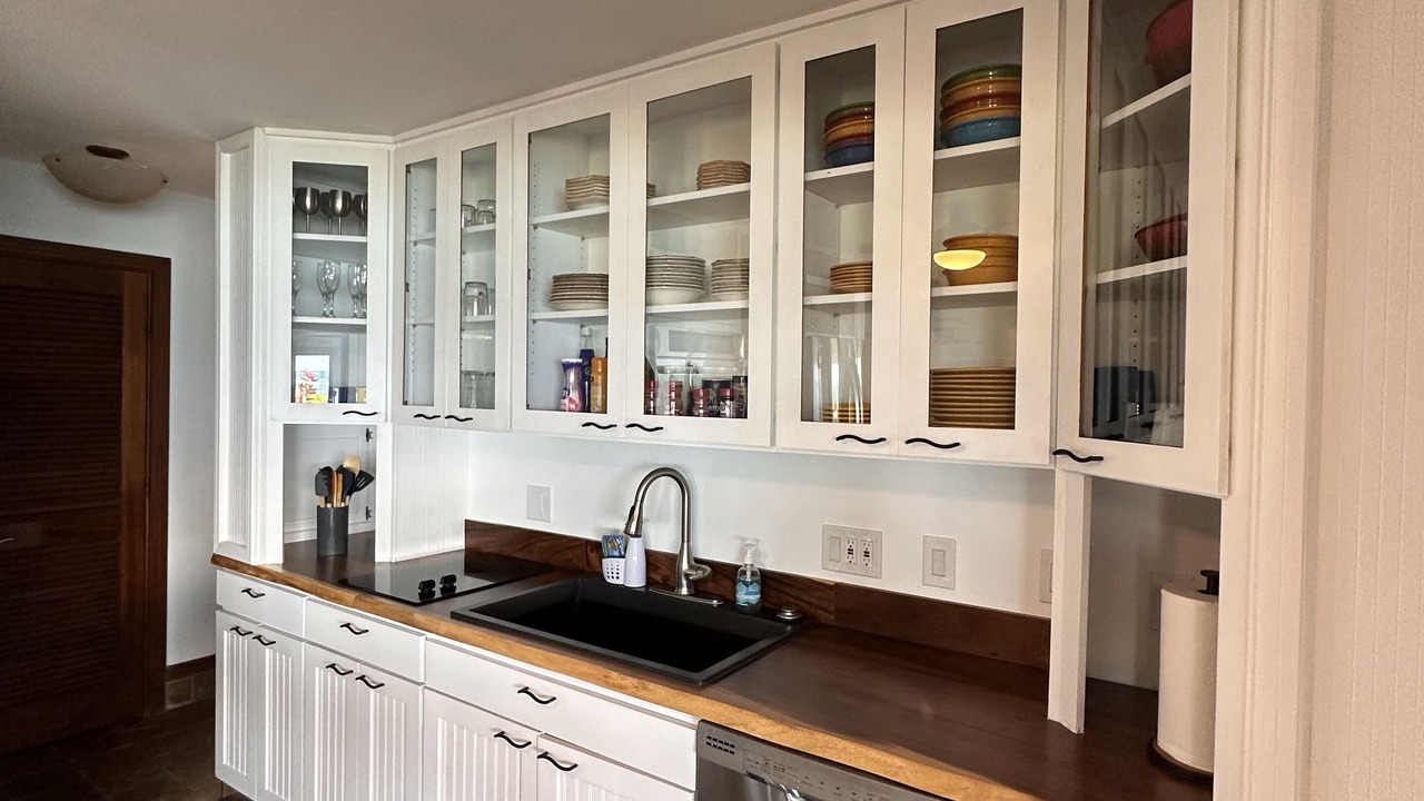 Photo of Kitchen in Kahana