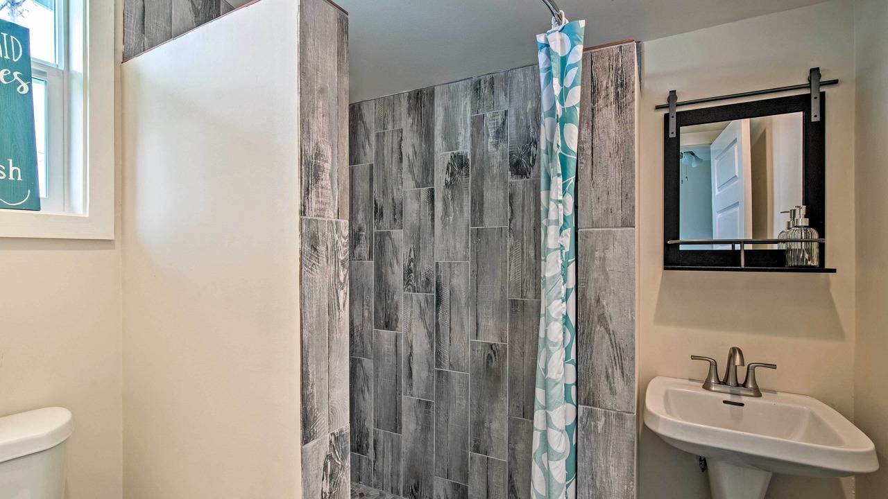 Photo of Bathroom in Papaikou