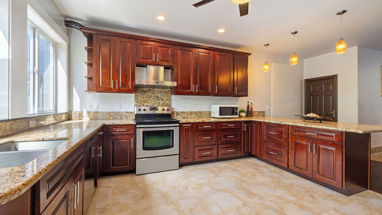 Photo of Kitchen in Waimanalo
