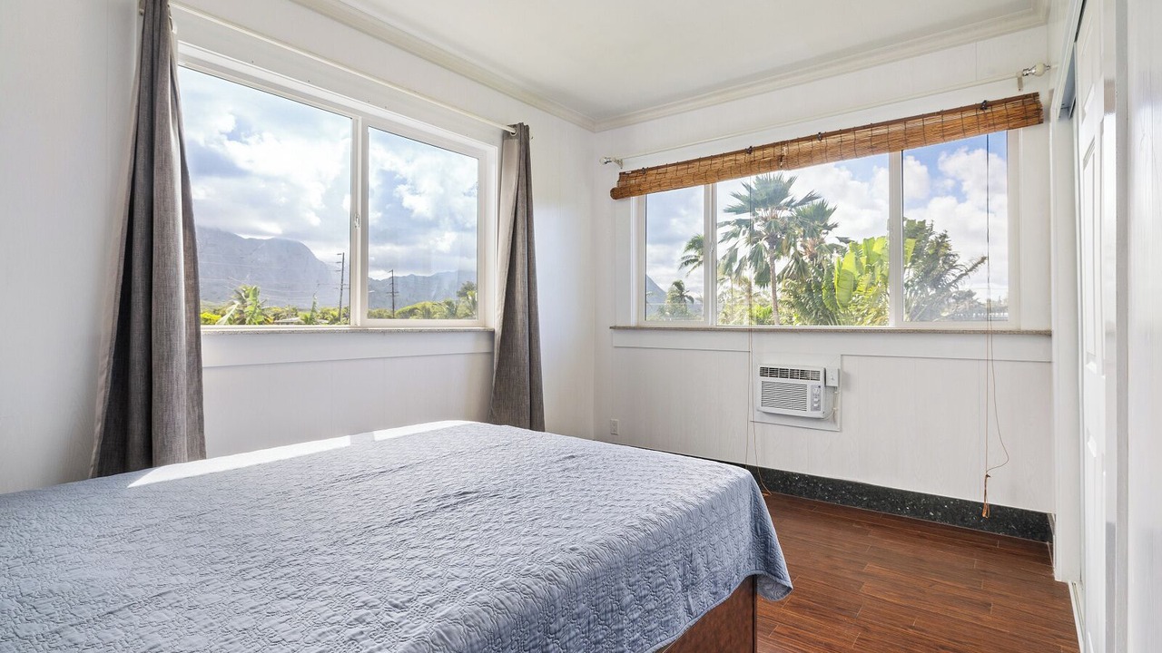 Photo of Bedroom in Waimanalo