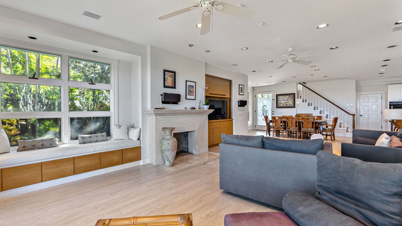 Photo of Livingroom in Mokuleia